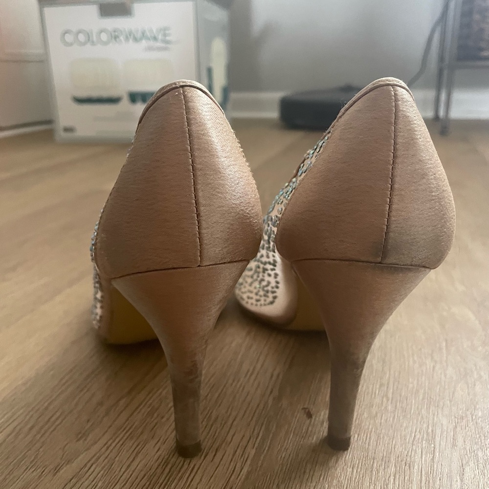 High heels - Picture 2 of 4